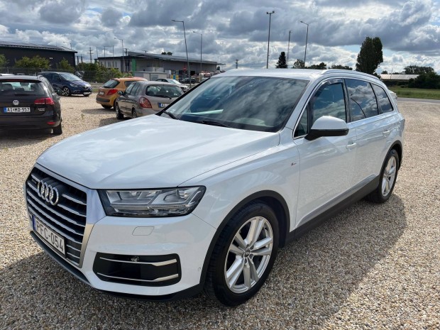 AUDI Q7 3.0 V6 TDI quattro Tiptronic ic [7 szem...